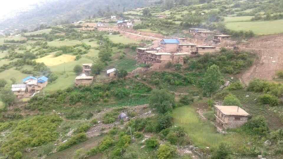 Pohled na nepálskou venkovskou krajinu.