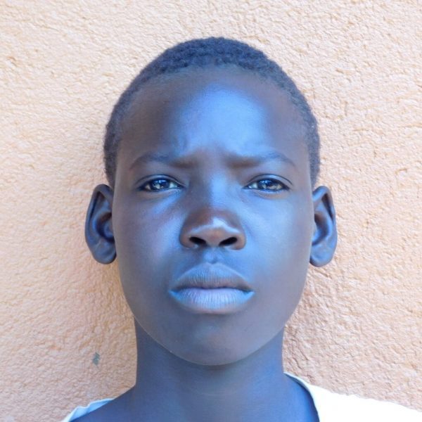 Sirotci z Jižního Súdánu k adopci dětí na dálku: Esther Achiro