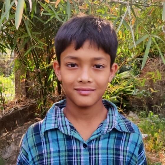 Indie: adopce dětí na dálku - Enosh Dwarka