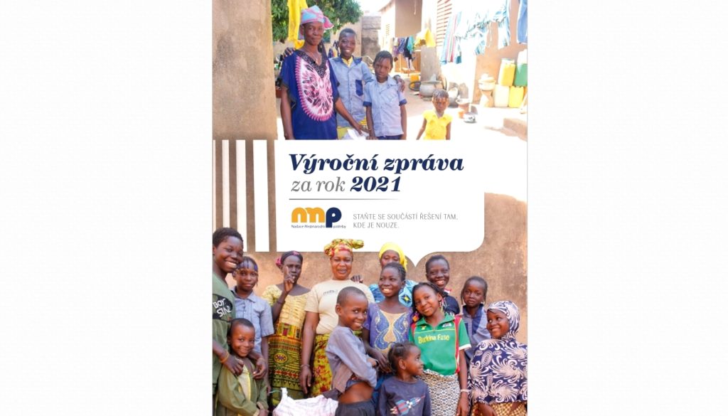 Titulní strana výroční zprávy NMP za rok 2021
