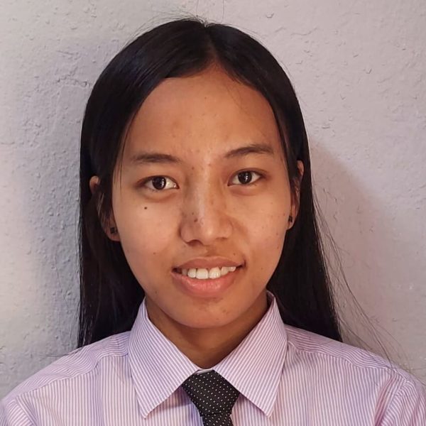 Studentka biblické školy v Nepálu, Manu