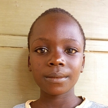 Dálková adopce dětí z Ugandy: Aksam Mukwana