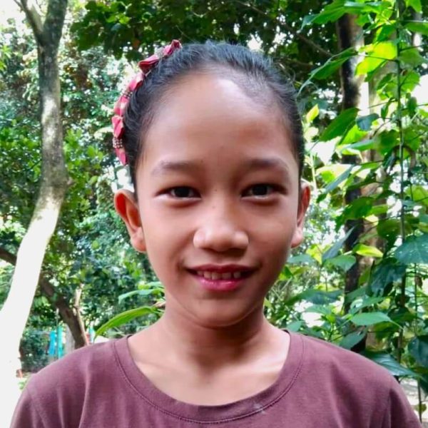 Filipíny - adopce dětí na dálku: Marissa Gregorio