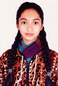 Gita z Nepálu podpořená v adopci dětí na dálku