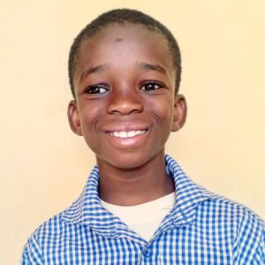 Traoré může chodit do školy.