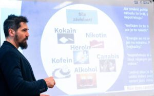 Program o nebezpečí návykových látek.