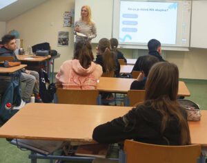 Dnes jsou na programu sociální sítě. 