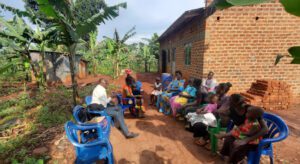 Domácí skupinka v Ugandě.