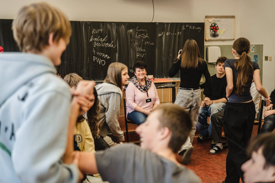 Na pořadu dne je alkohol a jiné závislosti – je dobré, když si děti uvědomí úskalí závislostí dřív, než do něčeho takového zabřednou.