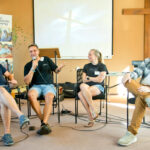 Panel: zprava Vojtěch Černý, Radka Folwarczna, Ivo Neuvirt. Moderuje Martin Stavjaník.